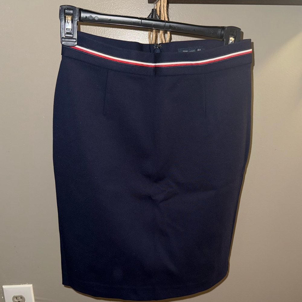 Tommy Hilfiger Navy Pencil Skirt with Red and White Accent